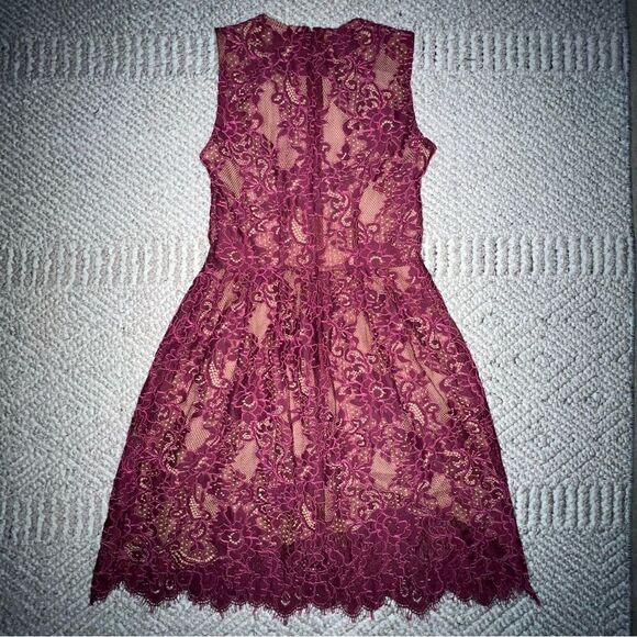 Michael Michael Kors Lace Scalloped Dress - Sz 2 - Picture 13 of 16